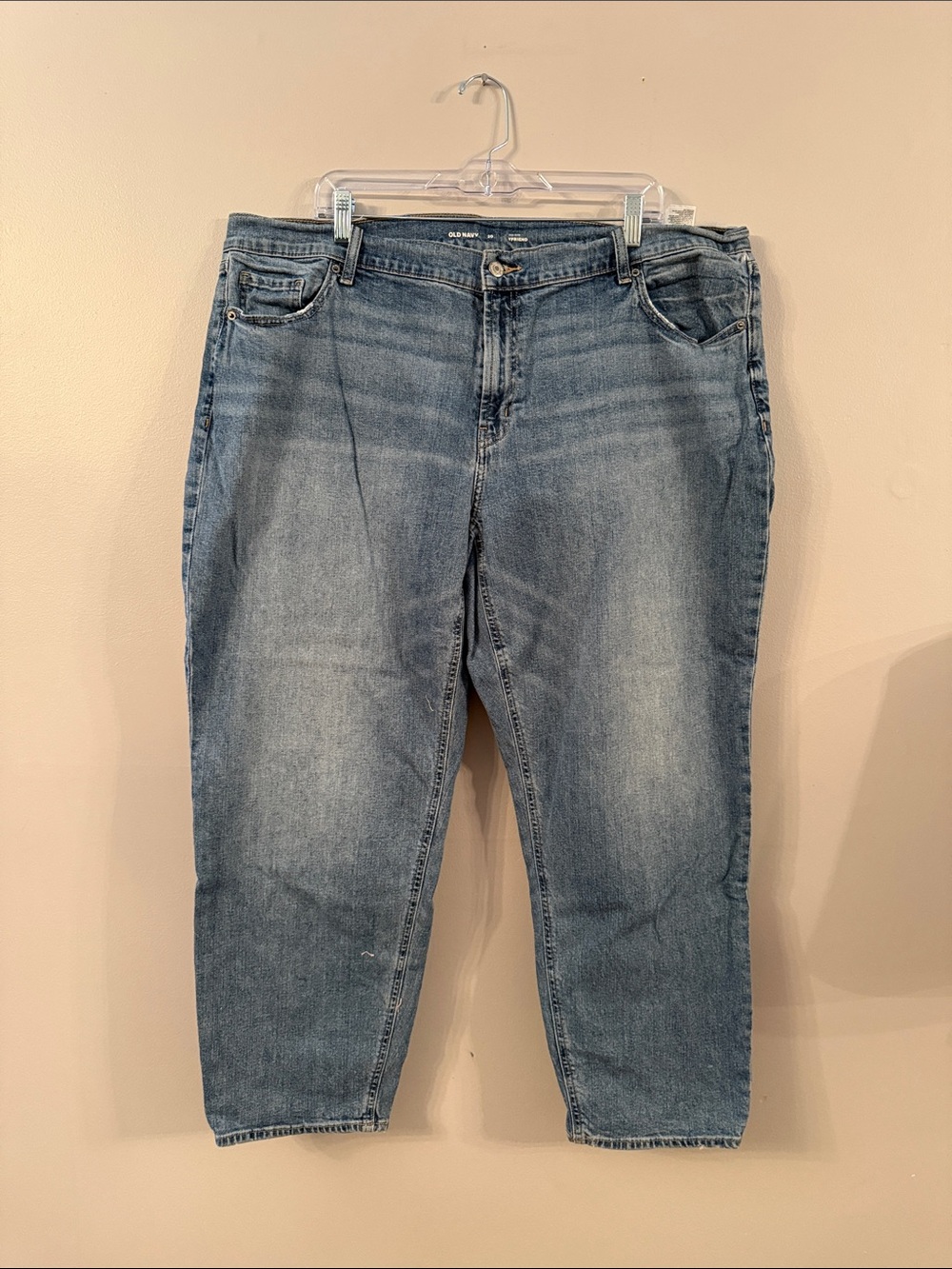 Old Navy Boyfriend Jeans in Faded Blue Wash - Size 20